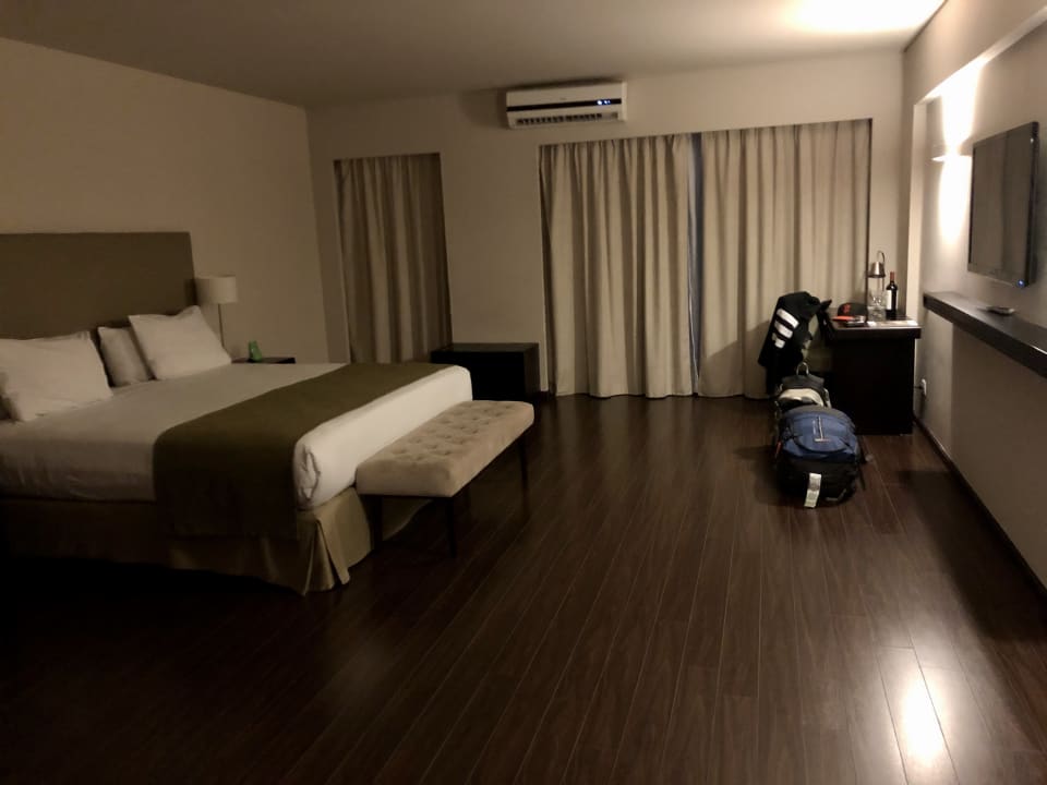 Zimmer Hotel Dazzler Palermo