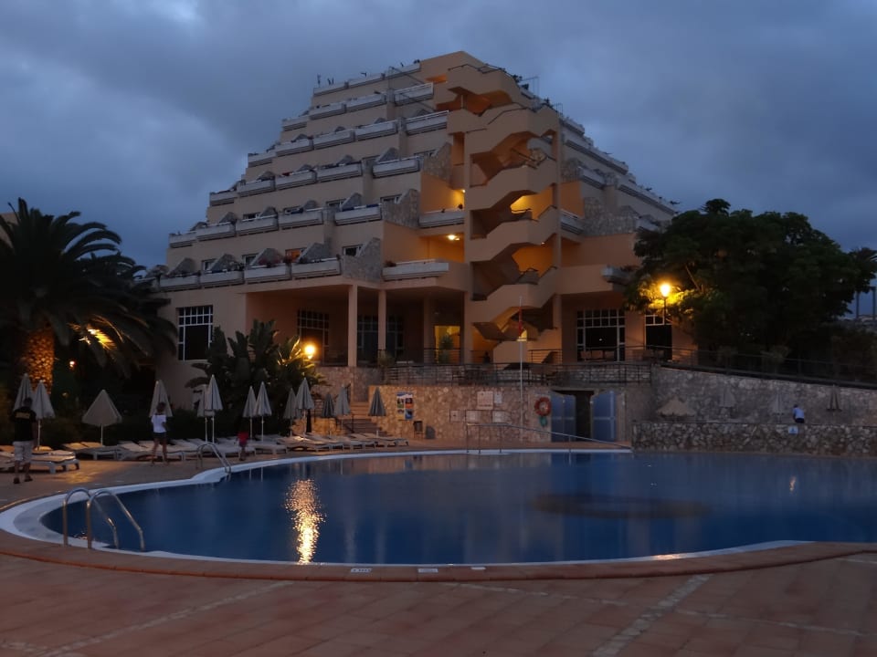 Okrągły basen SBH Costa Calma Beach Resort