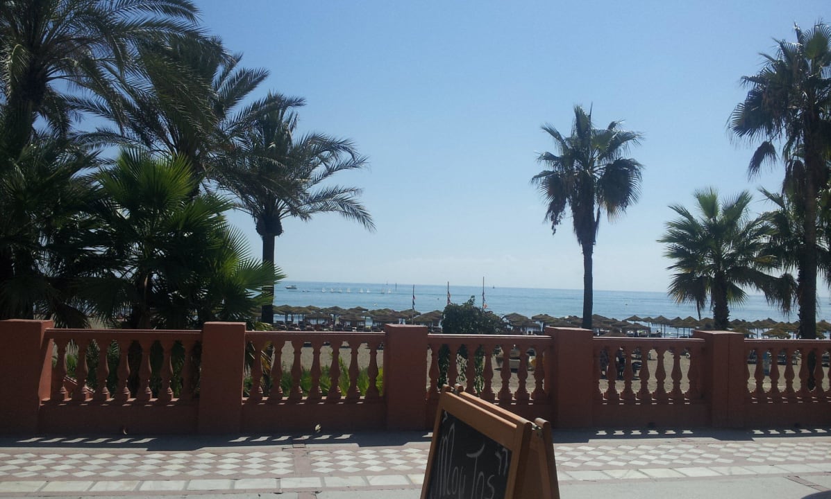 Променад Hotel Best Triton