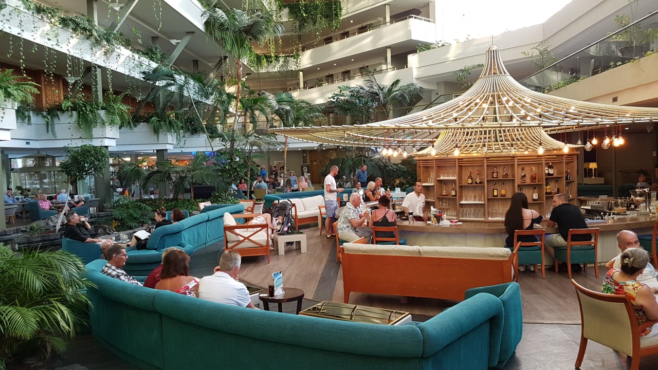 Lobby Hotel Grand Teguise Playa