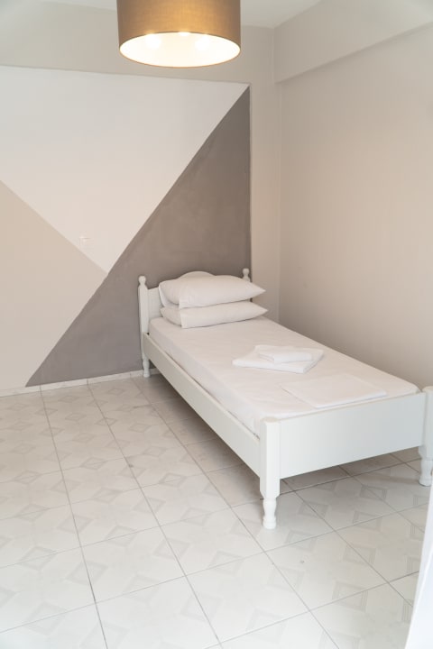 Zimmer Cocoon Hotel