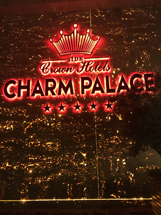 Sonstiges Well Palace Side