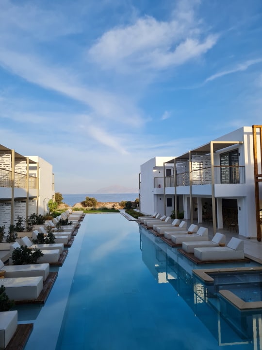 Pool Paralos Kyma Dunes