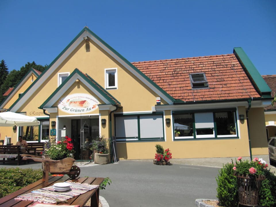 Der Eingangsbereich Zur Grünen Au