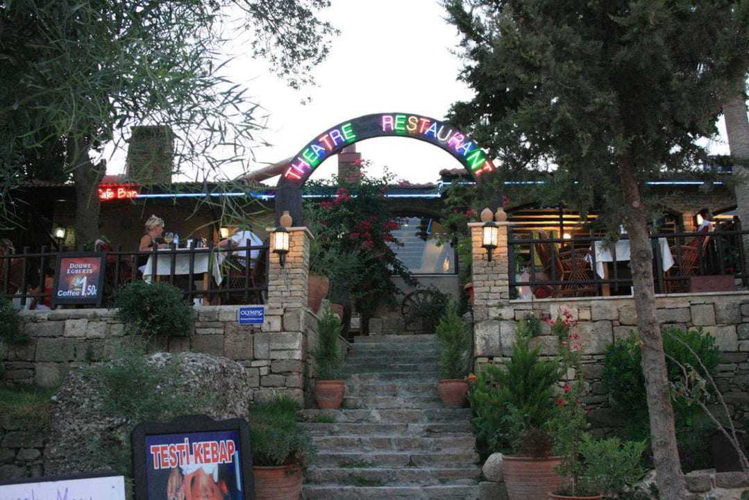 Restaurant Leda Beach Hotel