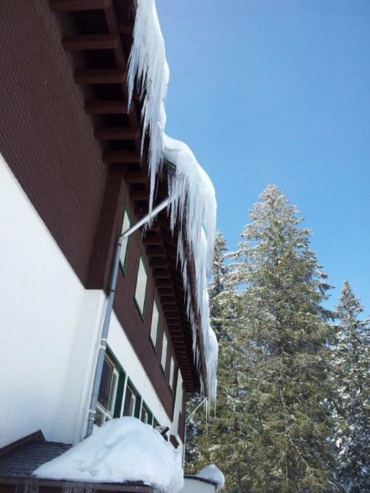 Eiszapfen an Ostern Aparthotel Sonnenburg