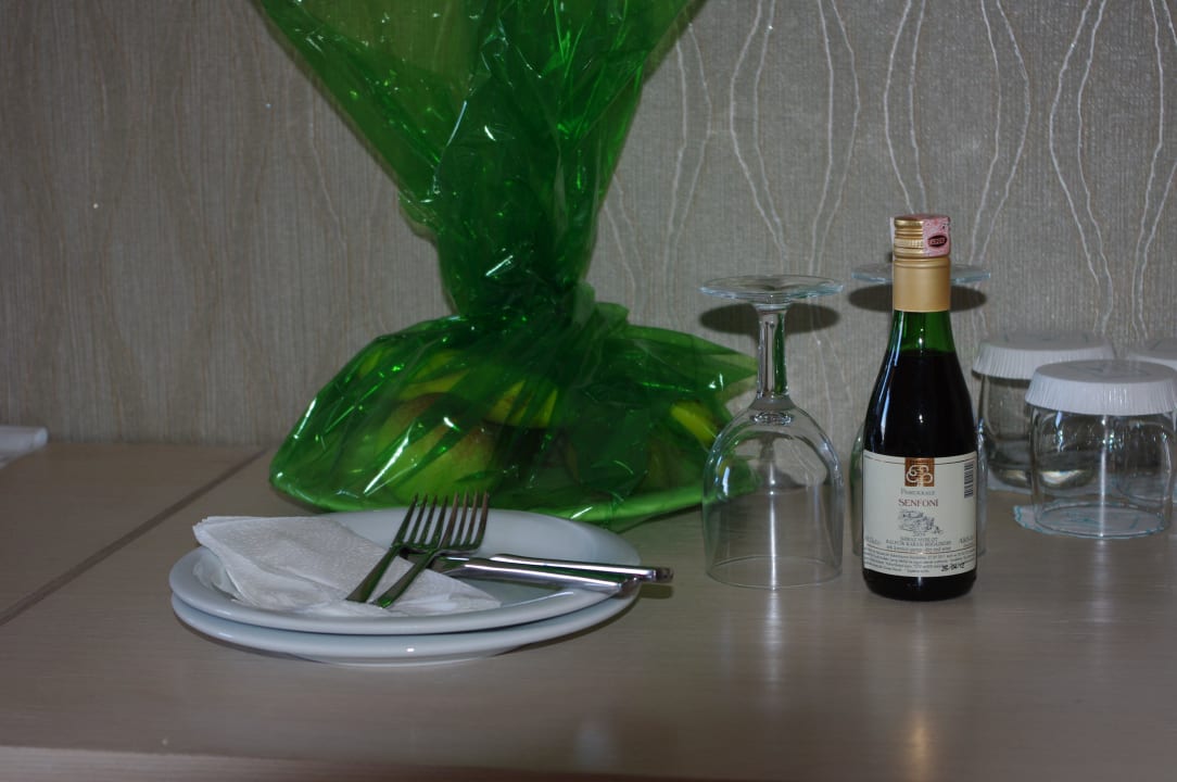 Obstkorb und 1 kleine Flasche Wein Adalya Resort & Spa - Adults Only