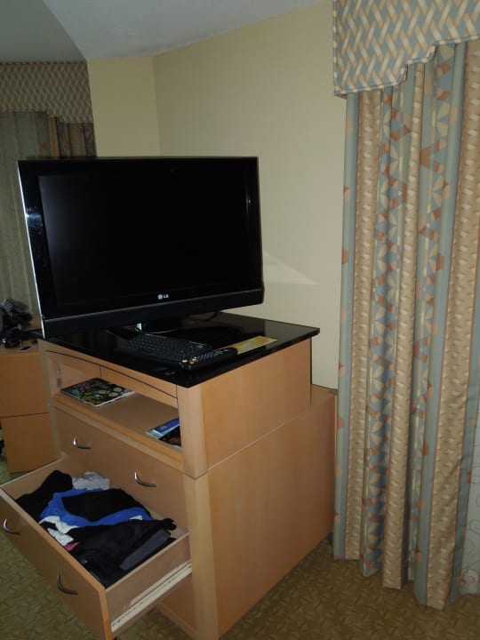 TV Hotel Crowne Plaza Orlando Universal