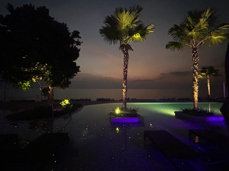 Strand Pullman Khao Lak Resort