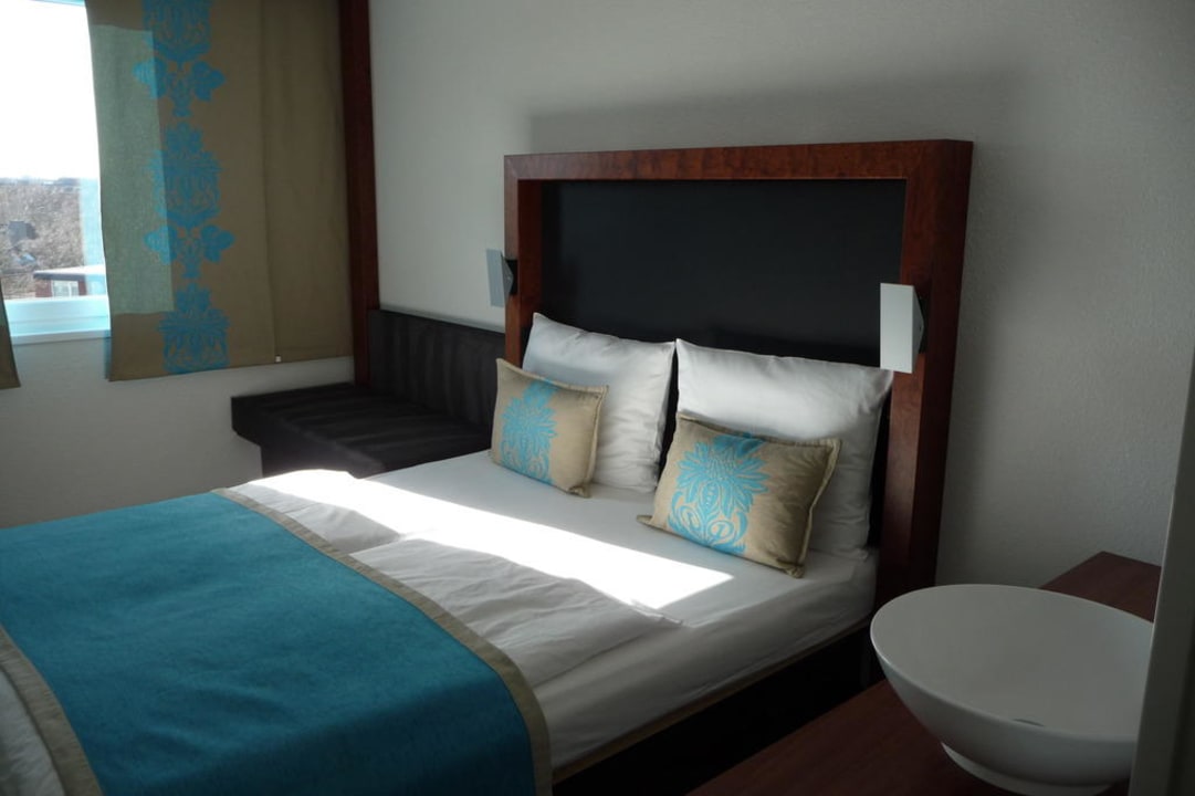 Einzelzimmer Motel One Hamburg-Altona