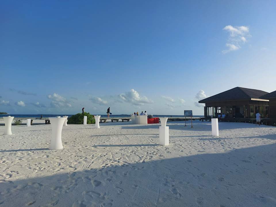 Außenansicht Vilamendhoo Island Resort & Spa