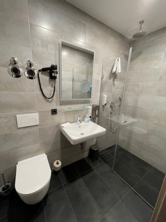 Zimmer Hayta Hotel Stuttgart Airport Messe