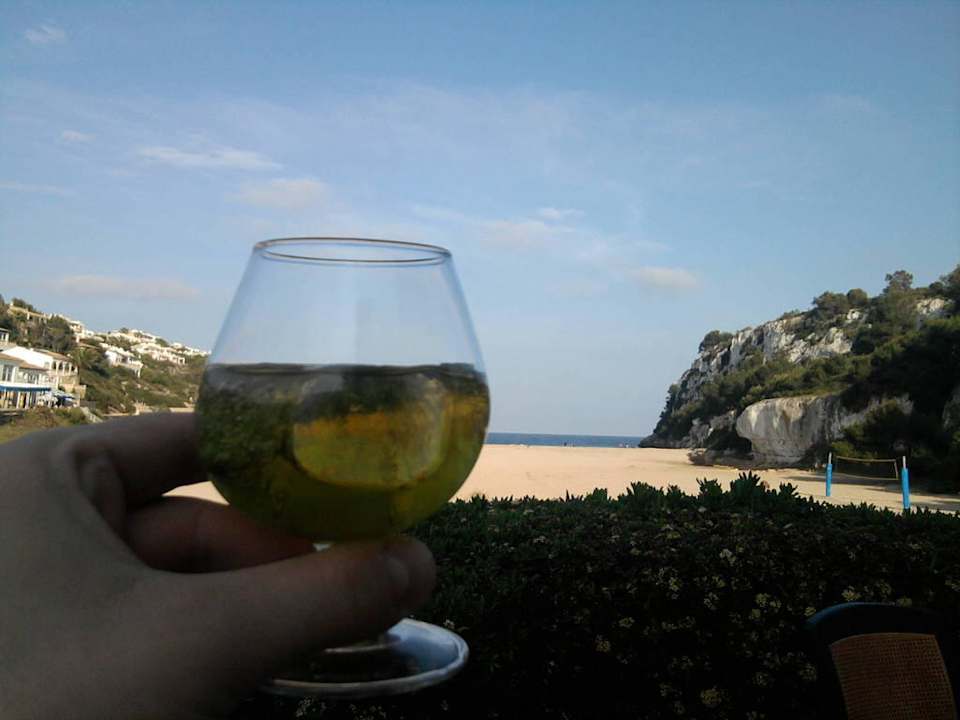 Blick auf Hotelbucht Flipflop Cala Romantica