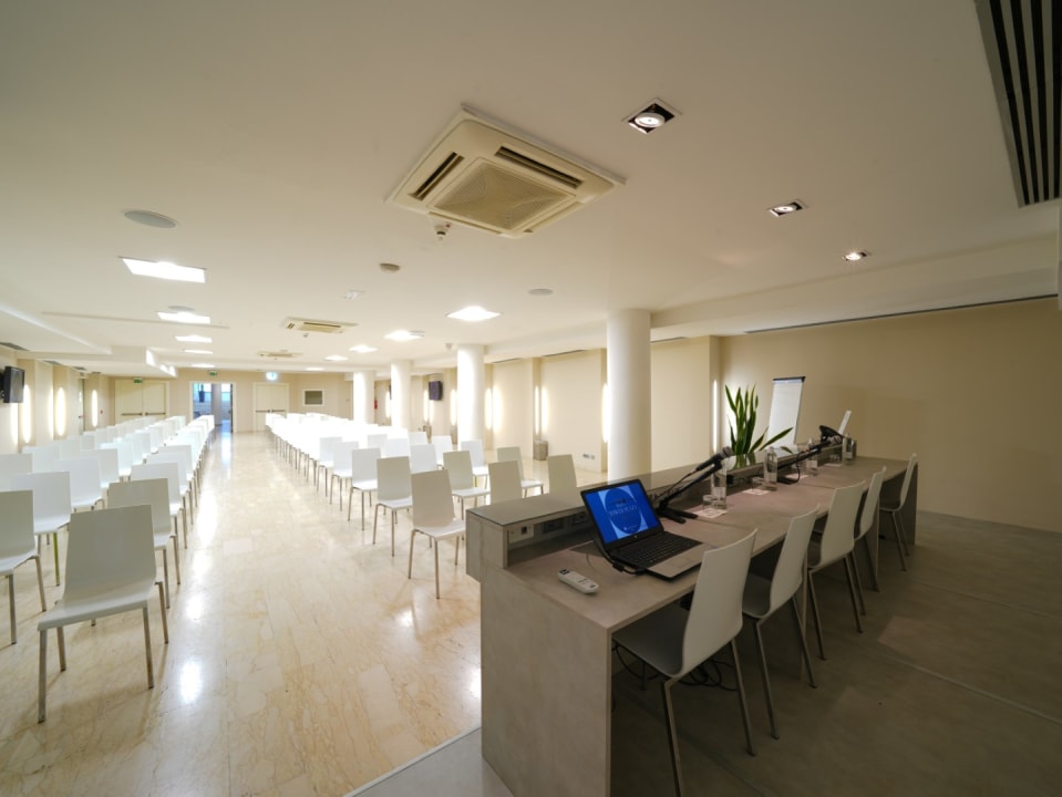 Sonstiges Pisa Tower Plaza