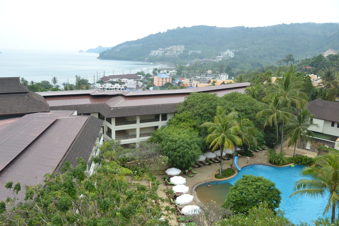 Romantik Suite Aussicht auf den Pool Diamond Cliff Resort & Spa, Patong Beach