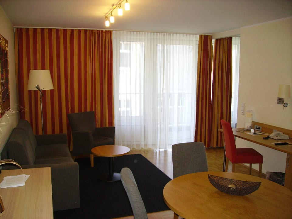 Wohnzimmer Residenz am Dom - Boardinghouse Apartments