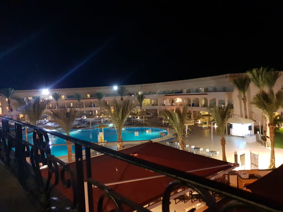 Außenansicht Pickalbatros Royal Moderna Resort-Sharm El Sheikh