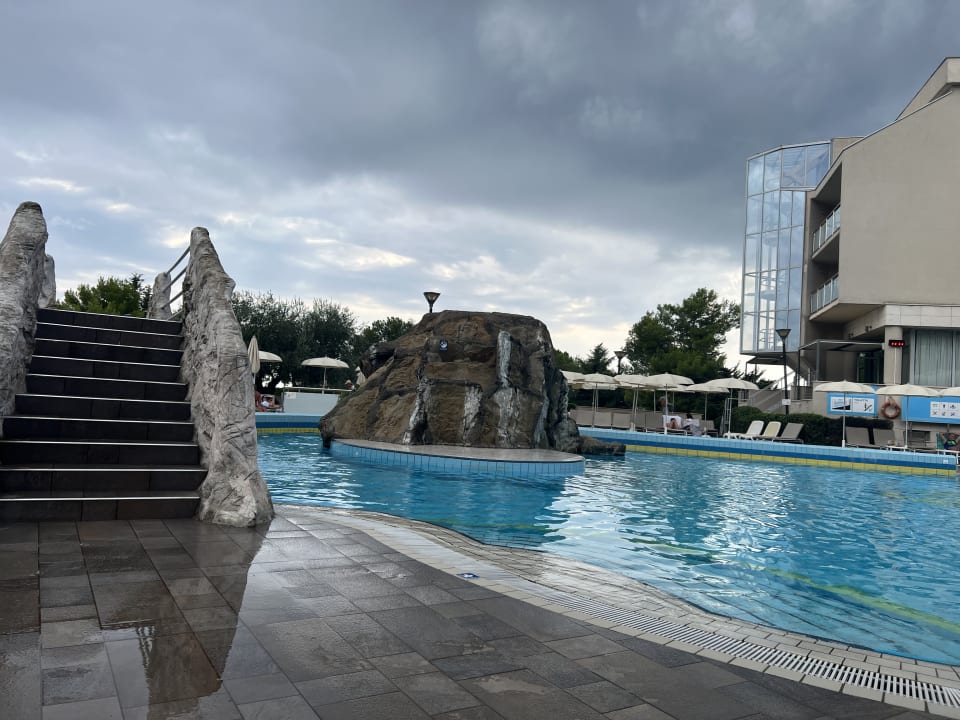 Pool Aminess Vival Maestral Hotel