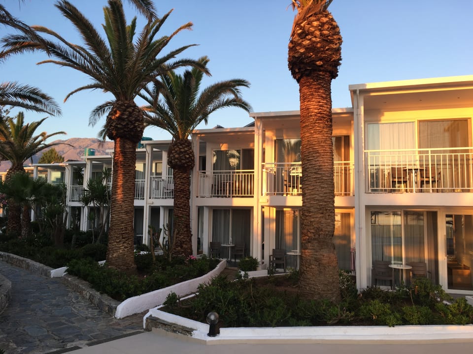 Außenansicht HARPIN Happy Days Beach Hotel