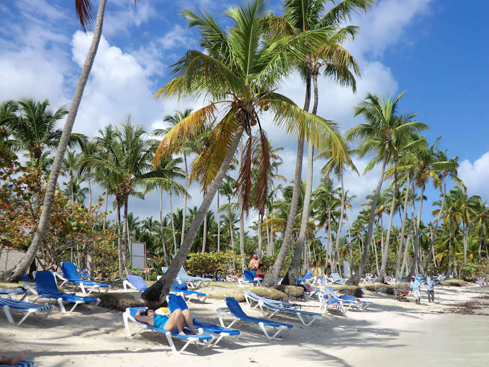 Strandblick vom Wasser Wyndham Alltra Samana