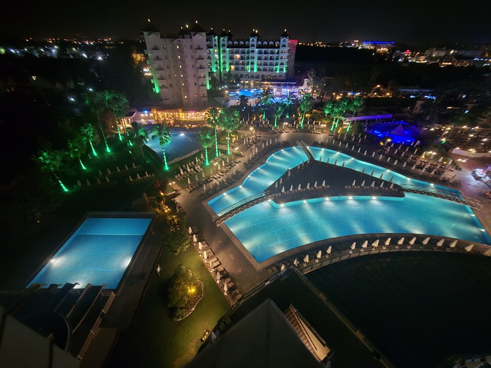 Pool Side Mare Resort & Spa