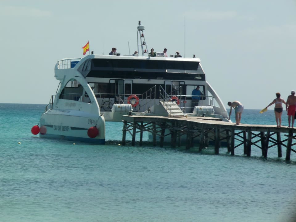 Anlegestelle für Ausflüge am Hotelstrand Zafiro Bahia