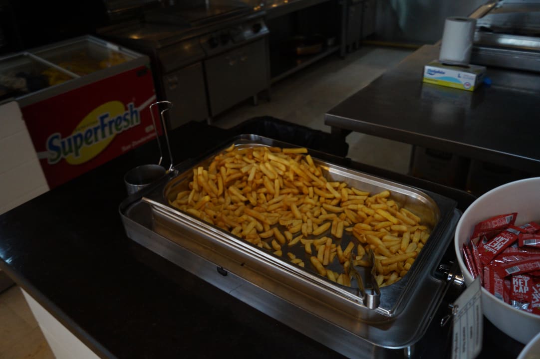 Gastro Serenis Hotel