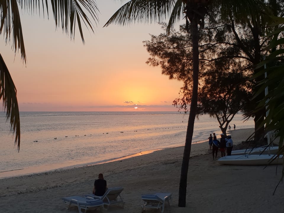 Strand Sands Suites Resort & Spa