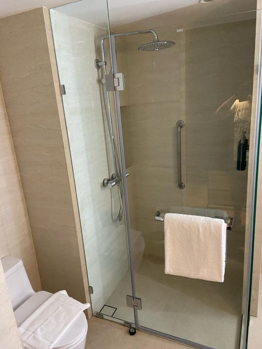 Zimmer DoubleTree by Hilton Phuket Banthai Resort