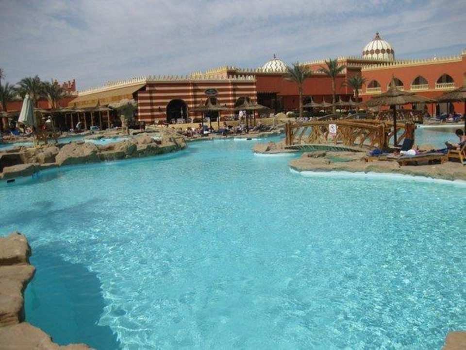 Активный бассейн Pickalbatros Alf Leila Wa Leila Resort - Neverland Hurghada