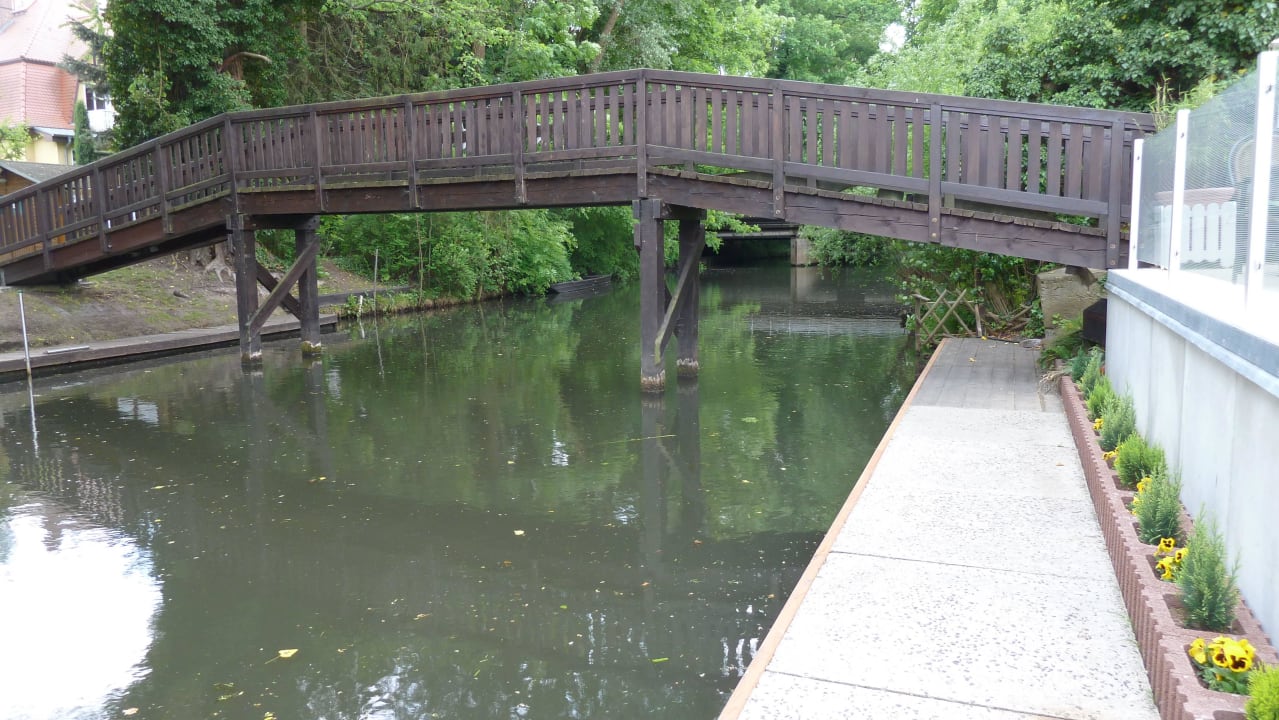 Kanal vor der Terrasse Spreewaldhotel Stephanshof