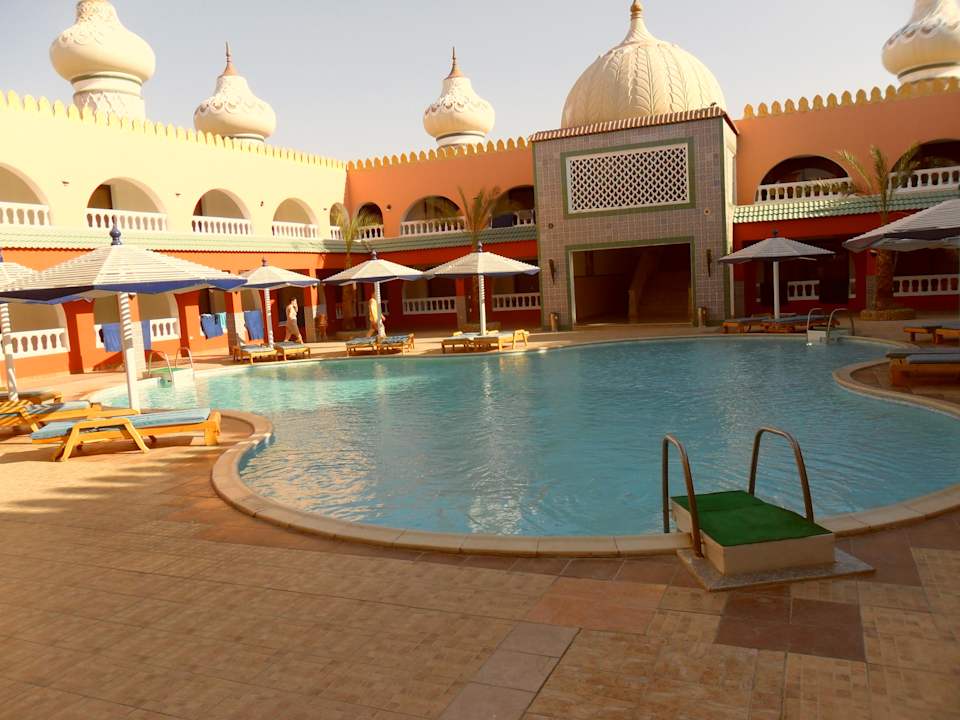 Pool vor Zimmer Pickalbatros Alf Leila Wa Leila Resort - Neverland Hurghada