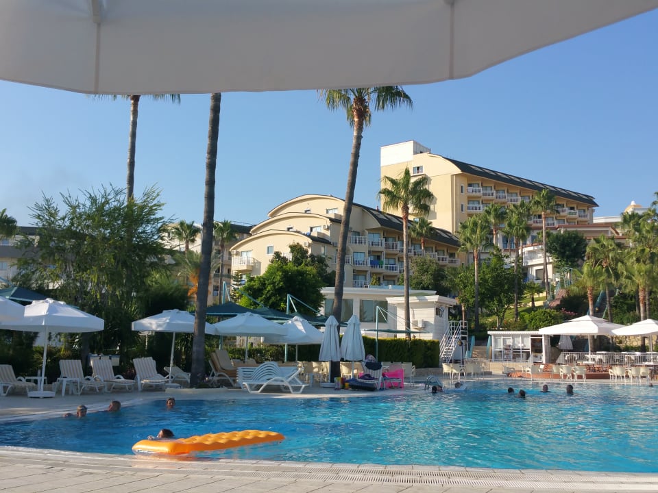 Pool Iz Flower Side Beach Hotel