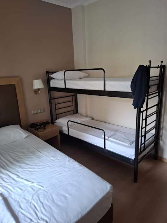 Zimmer Akrathos Beach Hotel