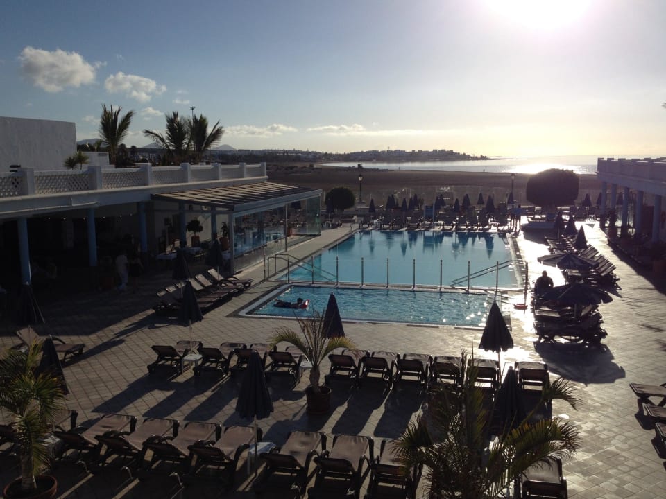 Poolanlage Hotel Las Costas