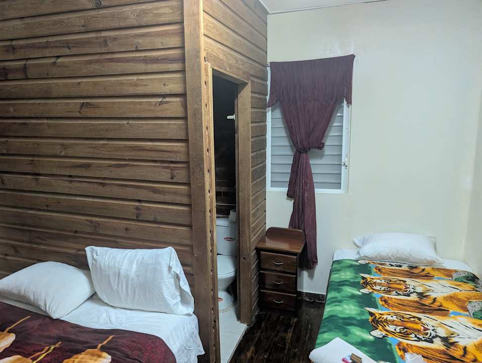 Zimmer Matus Guest House