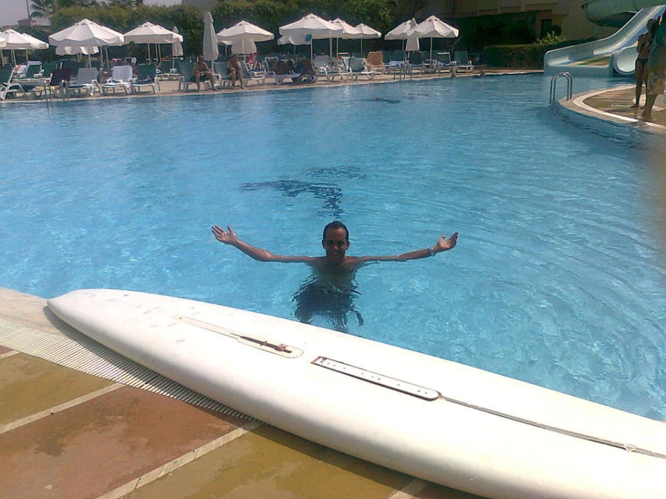 Robbie Grand Seker Hotel