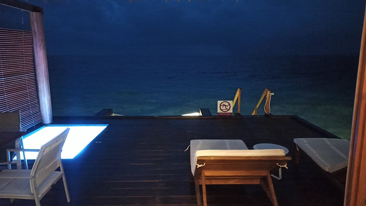 Zimmer Cinnamon Velifushi Maldives - Free One-Way Speedboat and 02 Kids Under 12 Stay & Dine Free
