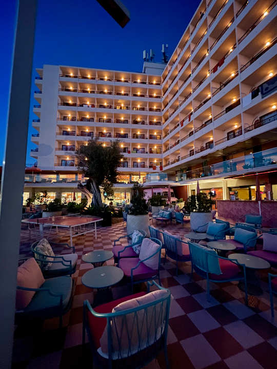 Außenansicht NYX Hotel Ibiza - adults only