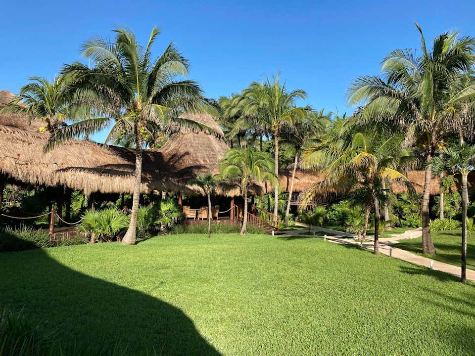 Gartenanlage Akumal Bay Beach & Wellness Resort