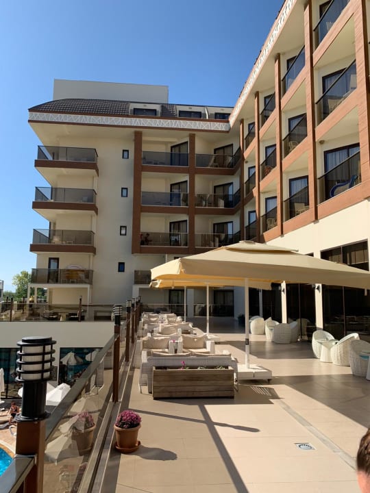 Pool Glamour Resort & Spa