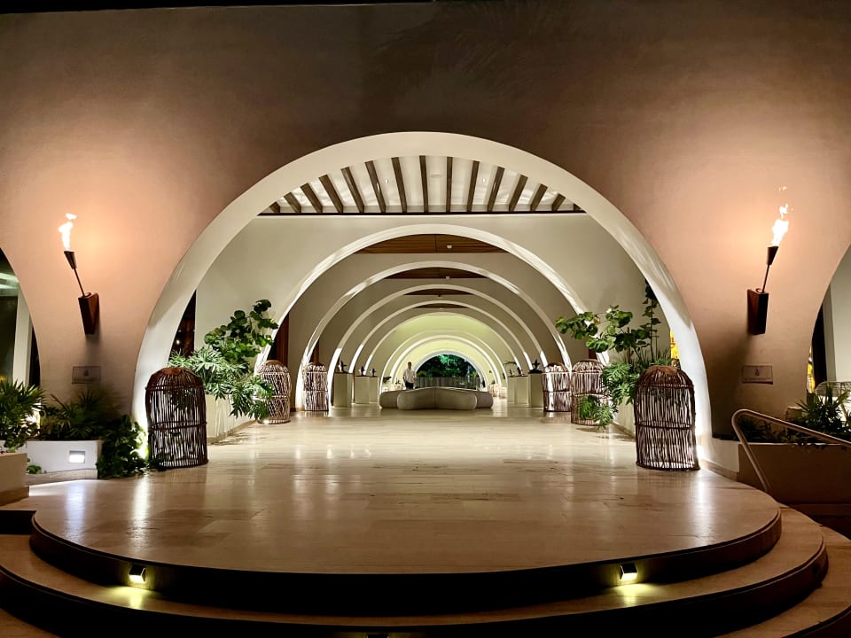 Lobby Impression Isla Mujeres by Secrets - Adults Only