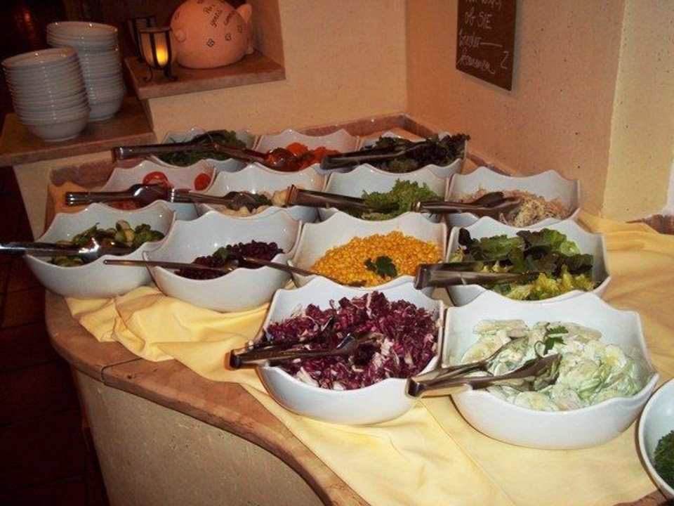 Salat zum Abendbüffet Alphotel Tyrol