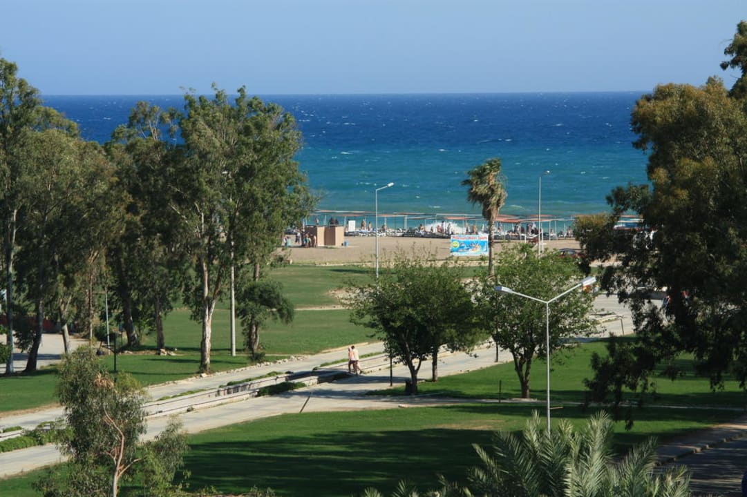 Der Weg zum Strand vom unserem Zimmer aus Asteria Collection Side