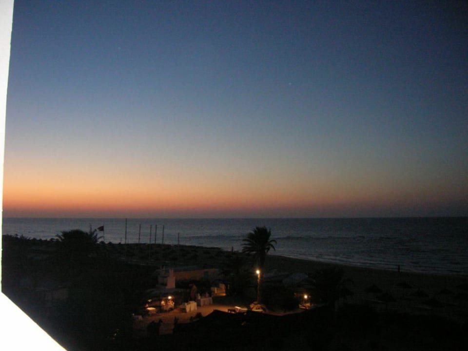 Sun down Calimera Yati Beach