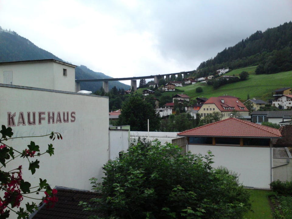 Ausblick aus Einzelzimmer Serles Aktiv Hotel zur Rose
