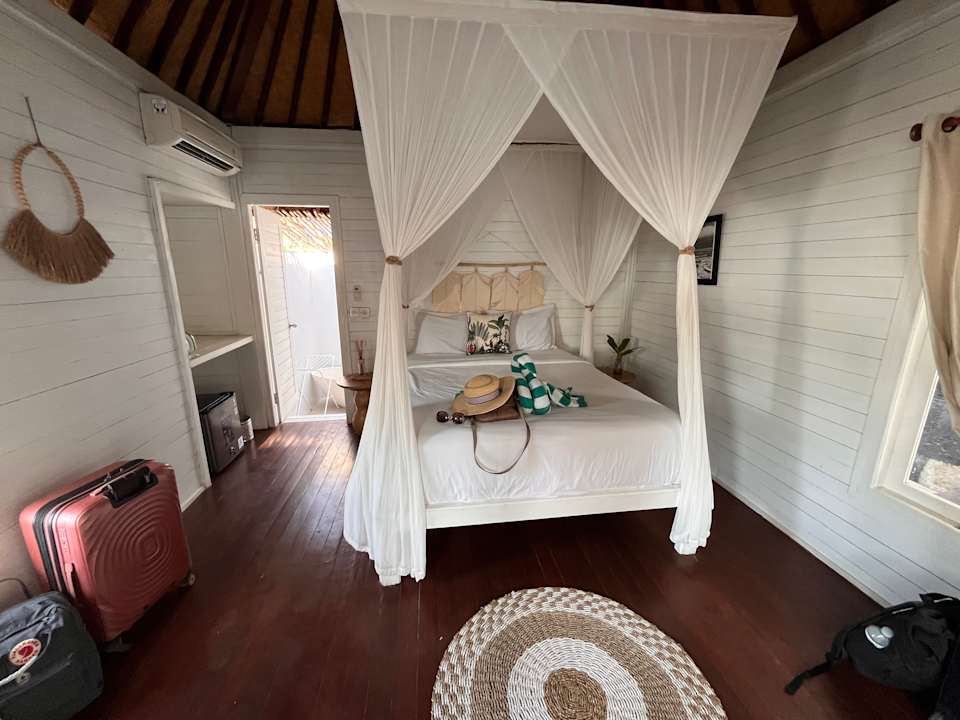 Zimmer Mista Ceningan's Beach Bungalows previously The KUBU 221