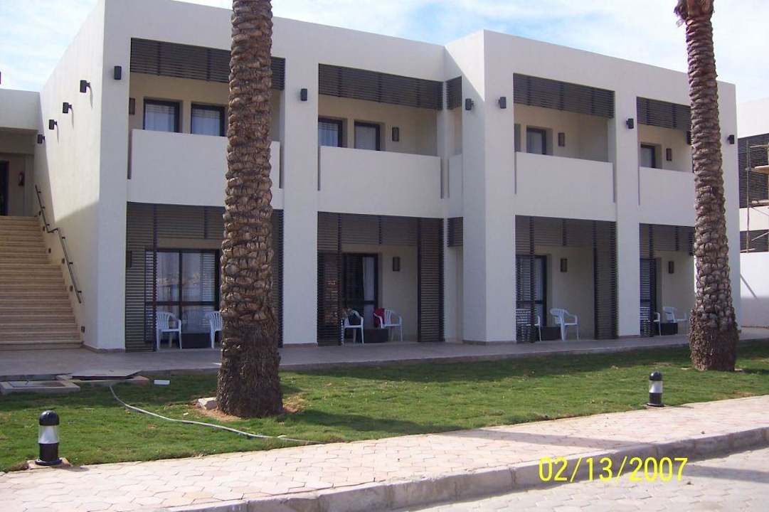 Sicht auf die Zimmer von außen Hotel Reef Oasis Palms