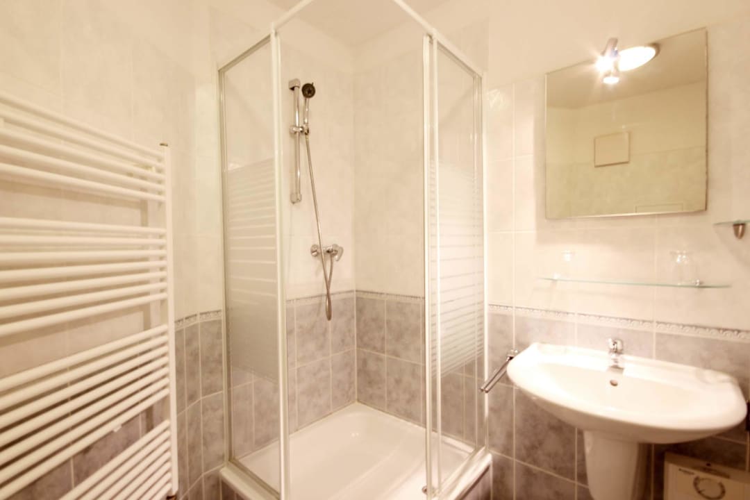 Zimmer Rujana Ferienwohnungen - Deutsches Haus