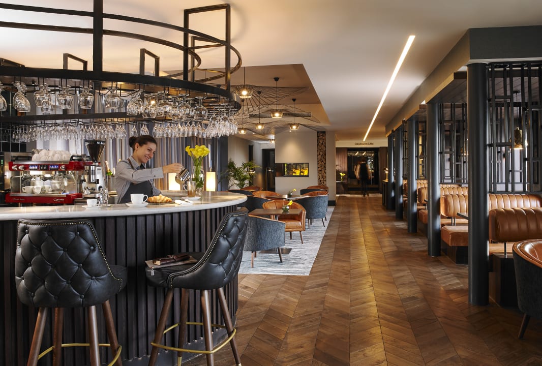 Restaurant Red Cow Moran Hotel